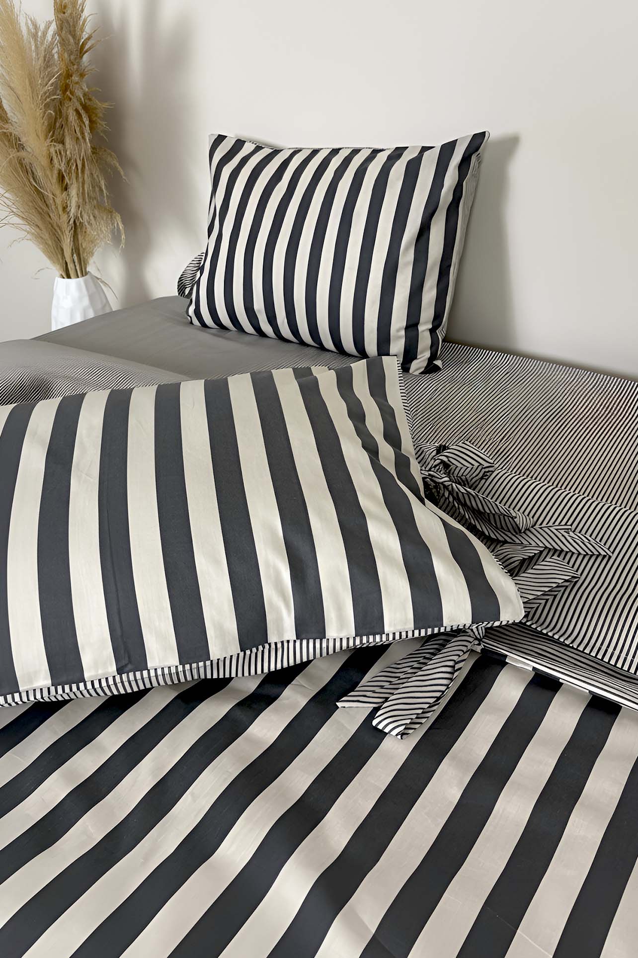 My Sleep Harbor Double Size 100% Cotton Duvet Cover Set – 4 Pieces