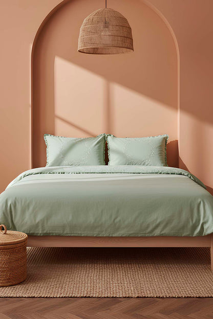 Nigra Embroidered Double Size 100% Cotton Duvet Cover Set – 4 Pieces