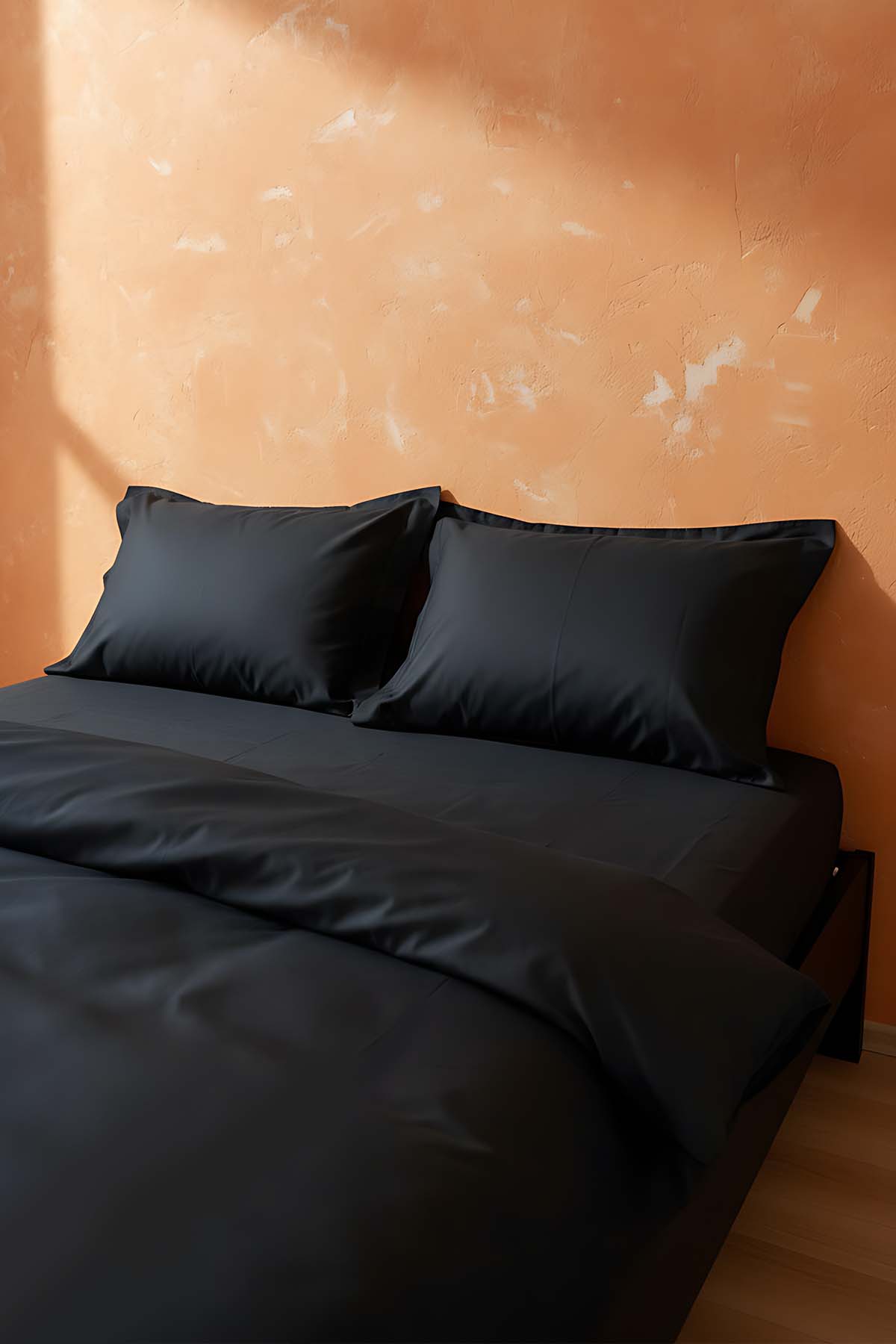 Elegant Black Satin Double 100% Cotton Duvet Cover Set – 4 Pieces