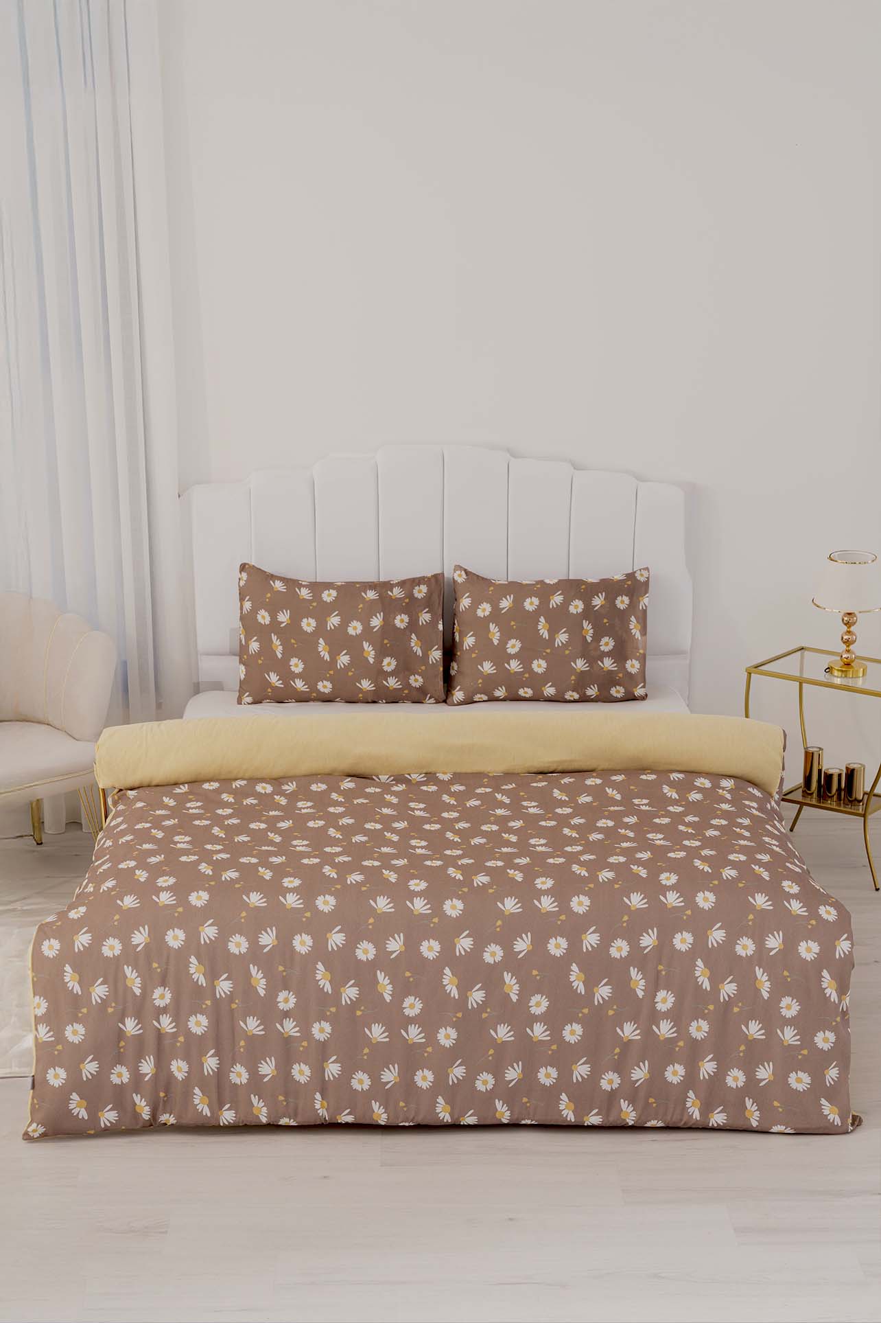 Brown Daisy Polycotton Double Size Duvet Cover Set, Zipper, 200×215 cm, 3-Piece