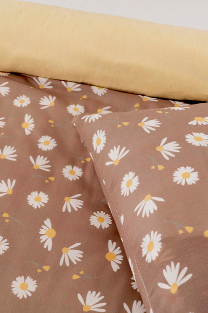 Brown Daisy Polycotton Double Size Duvet Cover Set, Zipper, 200×215 cm, 3-Piece